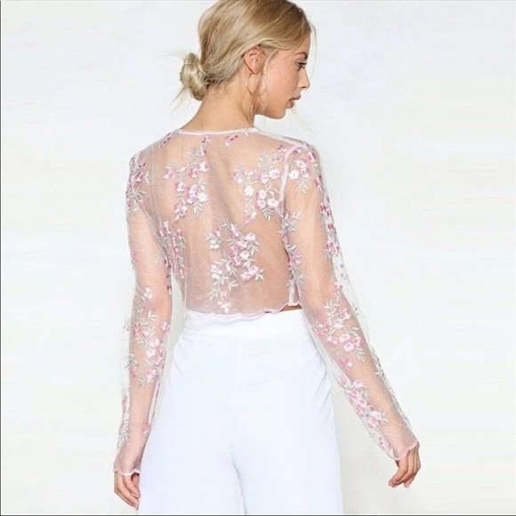 NWT Floral Embroidered Crop Mesh Top - Picture 10 of 10